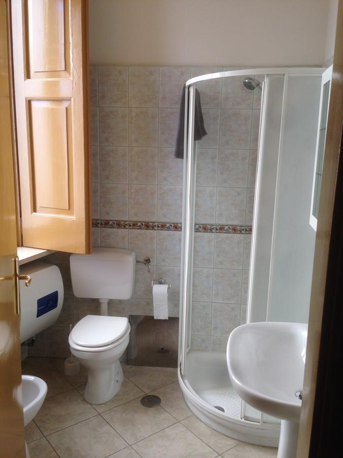 B&B Cavour Torre Maggiore Buitenkant foto