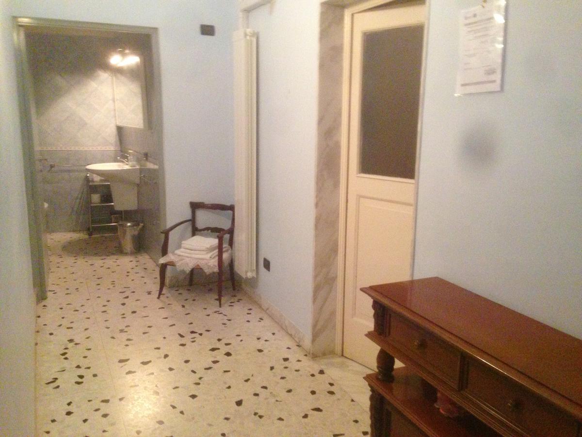 B&B Cavour Torre Maggiore Buitenkant foto