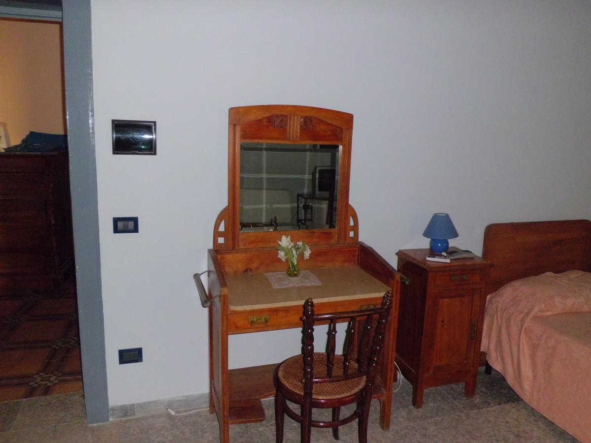 B&B Cavour Torre Maggiore Buitenkant foto